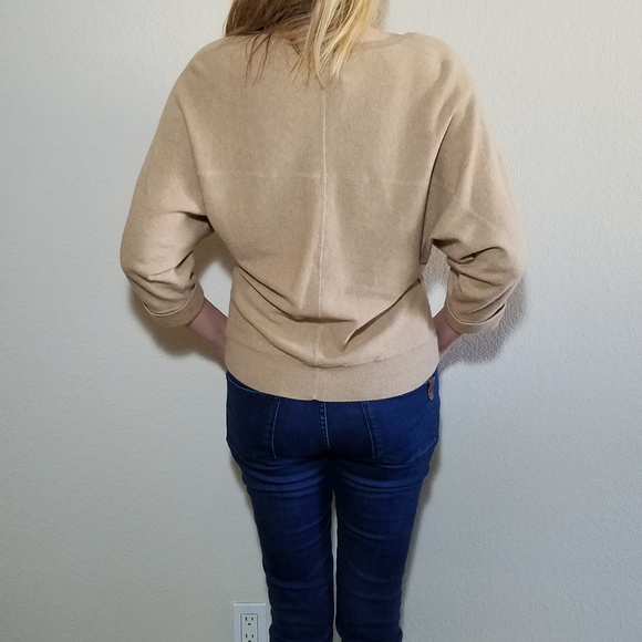 CHICO'S CAMEL BEIGE TAN SWEATER SZ 1 = MEDIUM - Picture 4 of 6